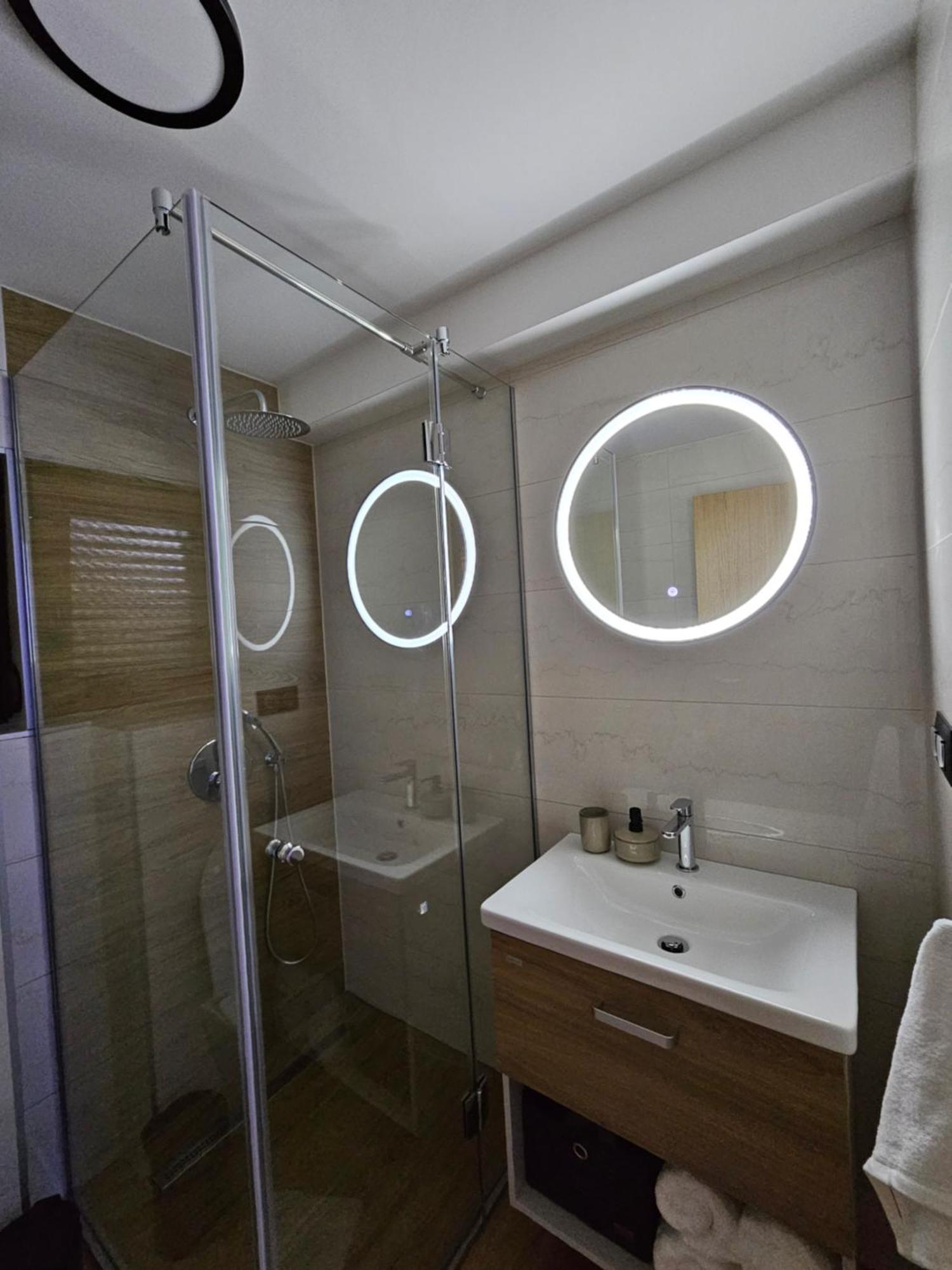 ליבנו Apartman Marin מראה חיצוני תמונה